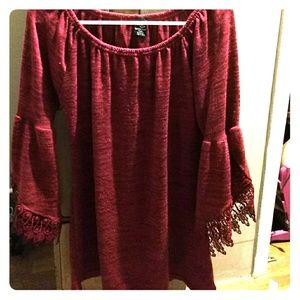 Win-Win off the shoulder top